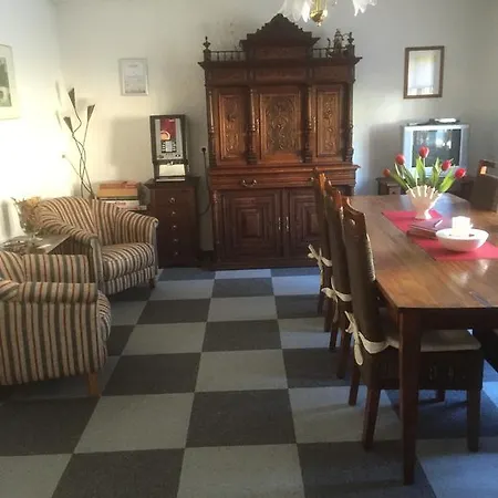 Pension Ulrich בית הארחה 3*