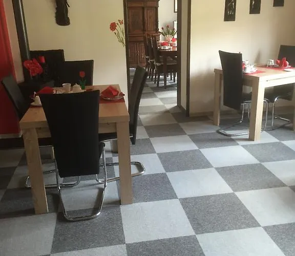 Pension Ulrich בית הארחה 3*